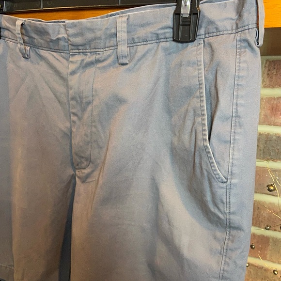 J. Crew Men’s Dusty Blue Flat Front Casual Dress Shorts, 10” Inseam, Size 35w - Picture 4 of 6